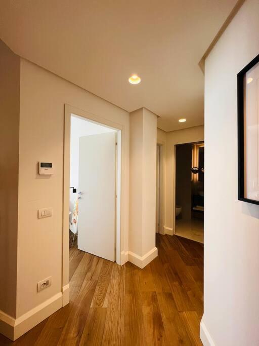 Piazza Affari Apartment - City Center Milan Bagian luar foto